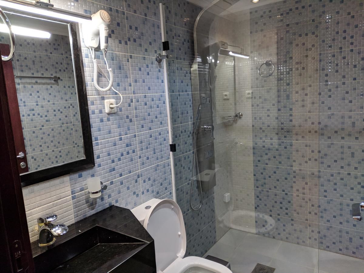 Отель Hotel and Restaurant Abas Плав-30