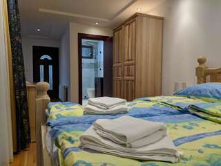 Отель Hotel and Restaurant Abas Плав Бюджетный двухместный номер с 1 кроватью-10