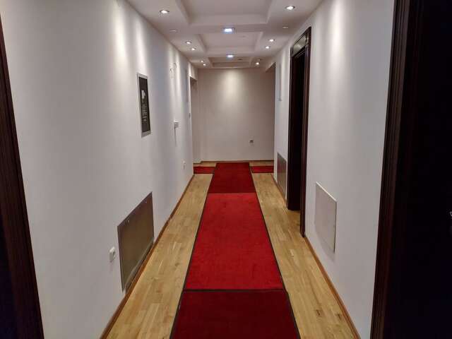 Отель Hotel and Restaurant Abas Плав-31