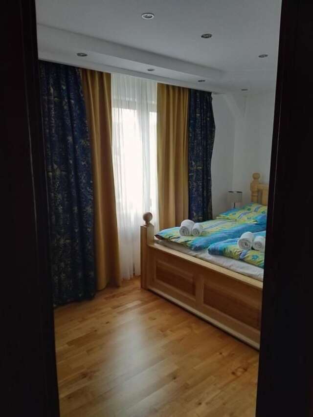 Отель Hotel and Restaurant Abas Плав-44
