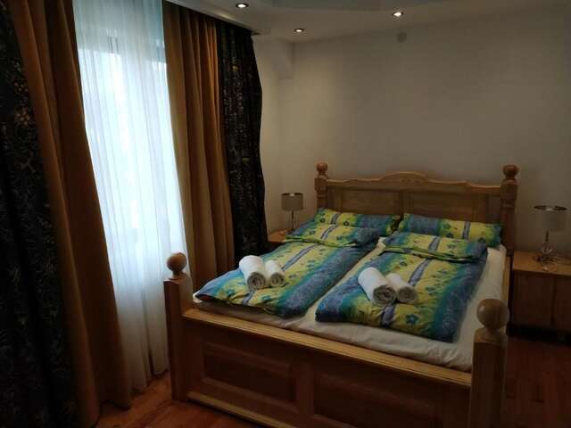 Отель Hotel and Restaurant Abas Плав-46
