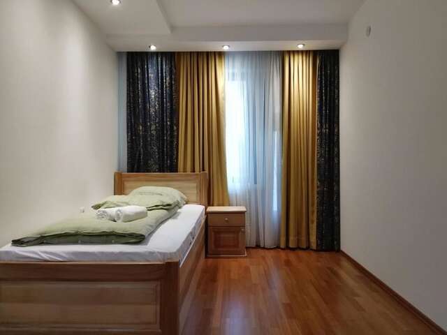 Отель Hotel and Restaurant Abas Плав-61